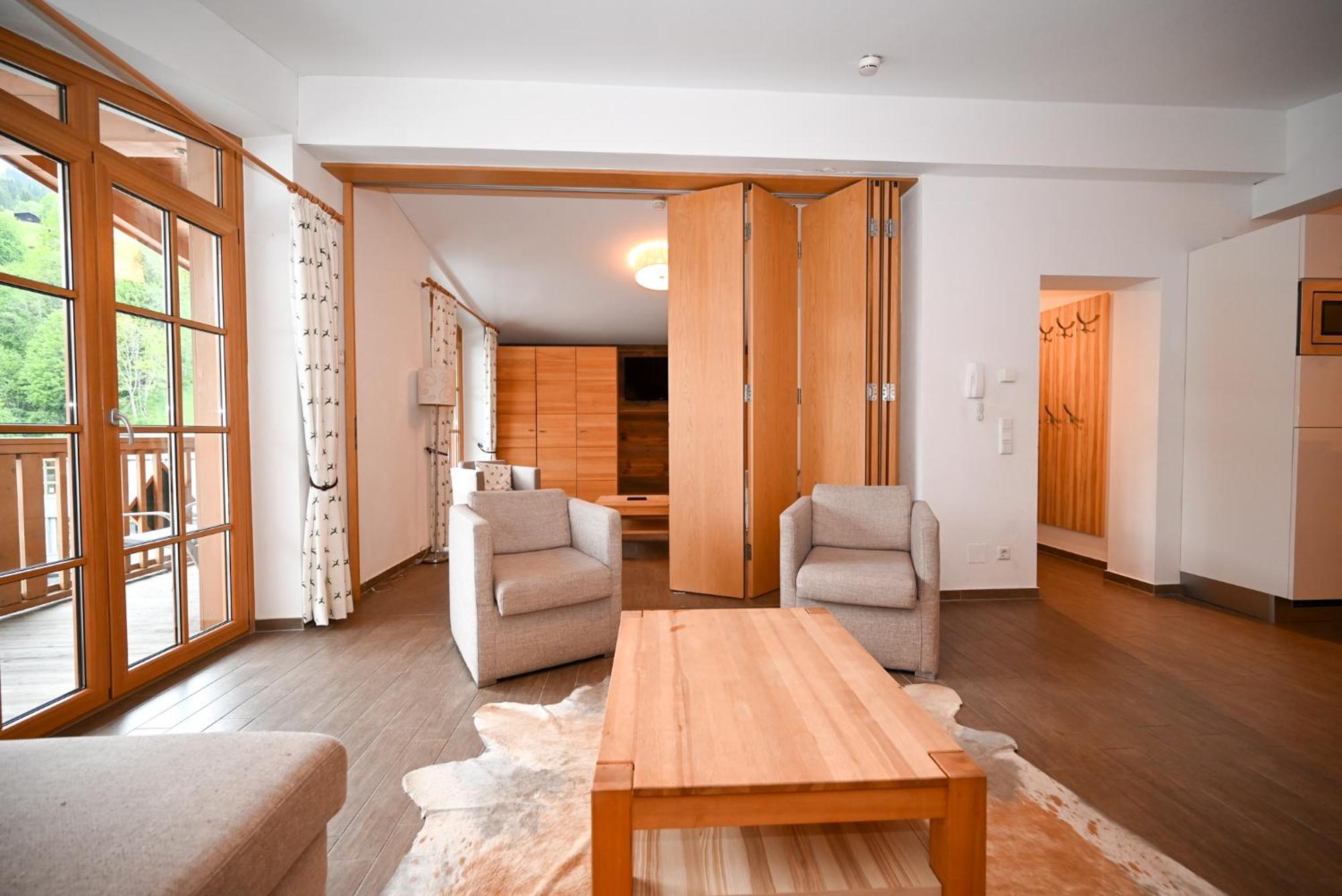 Apartment Appartementhaus Kristall Incl Joker Card By In One Saalbach-Hinterglemm
